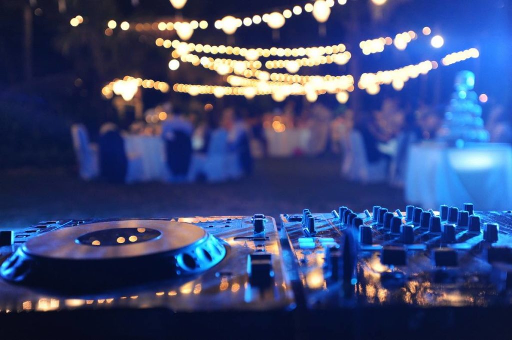 DJ table