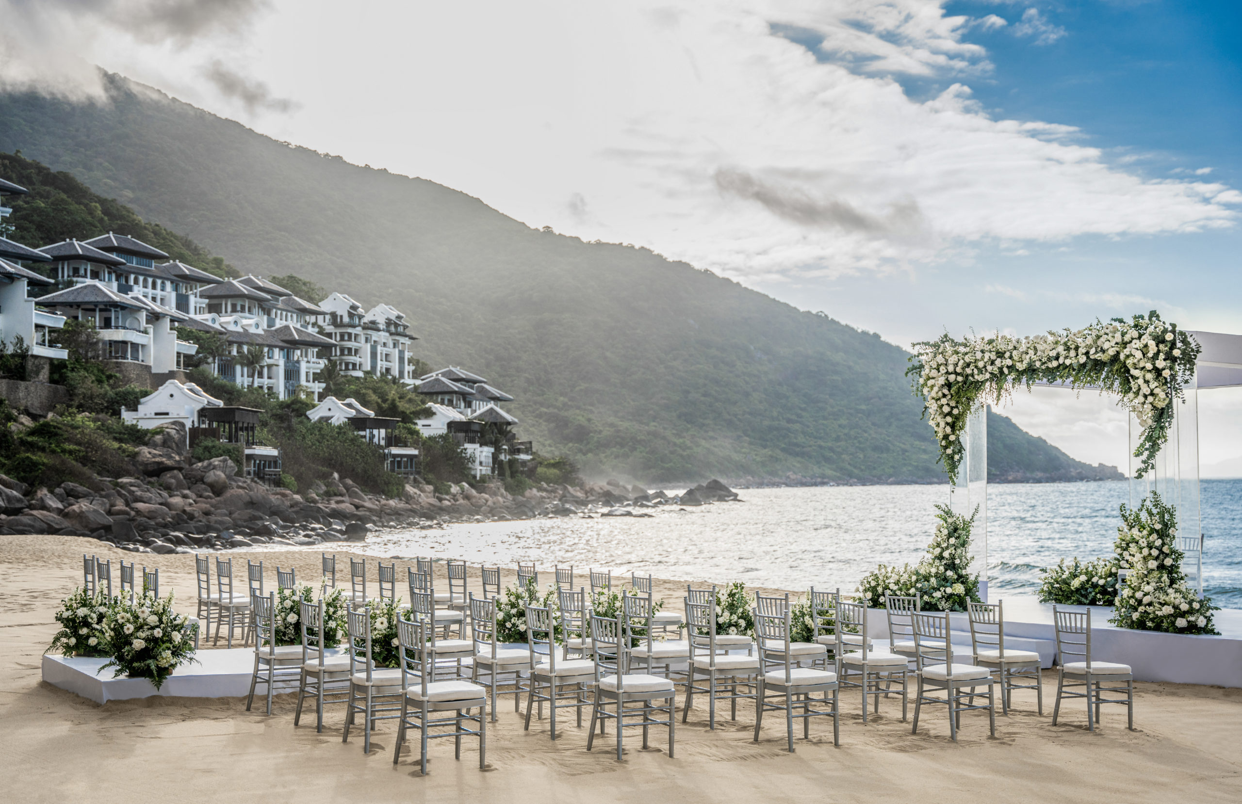 Weddings | Your Bespoke Fairytale | InterContinental Danang