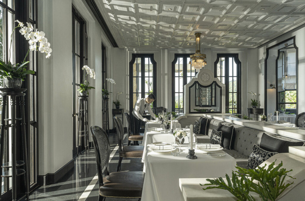 Le Maison 1888 - La Veranda dining room
